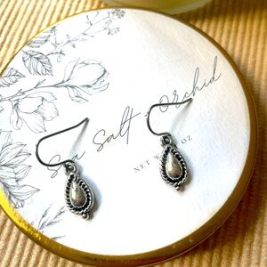🩶VTG silver drop earrings